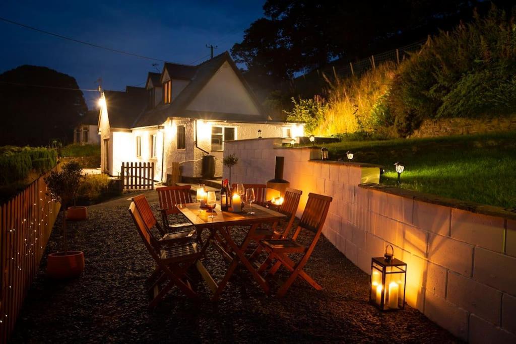 קורוון Hillside Cottage, Countryside Views Near Llangollen מראה חיצוני תמונה